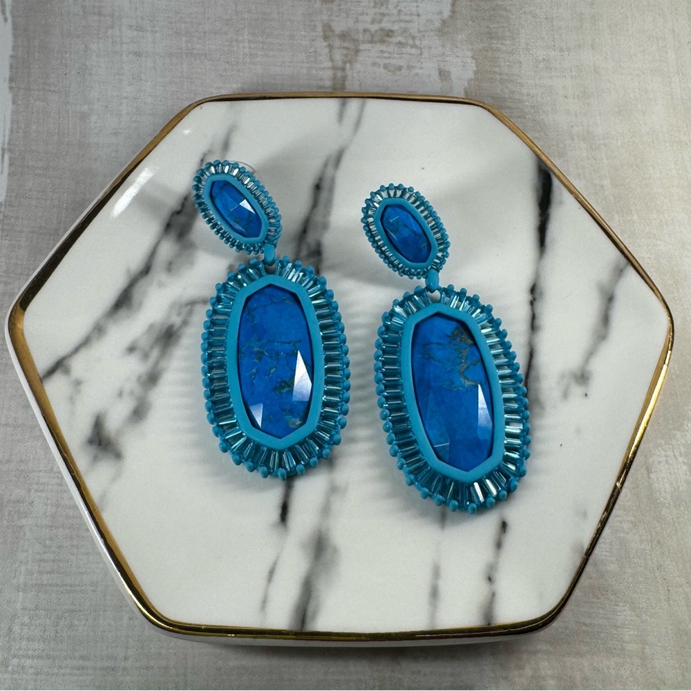 *RARE + RETIRED* Kendra Scott Kaki Aqua Howlite Earrings